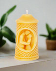 100% Pure Beeswax Candle – Couple Embrace Desig