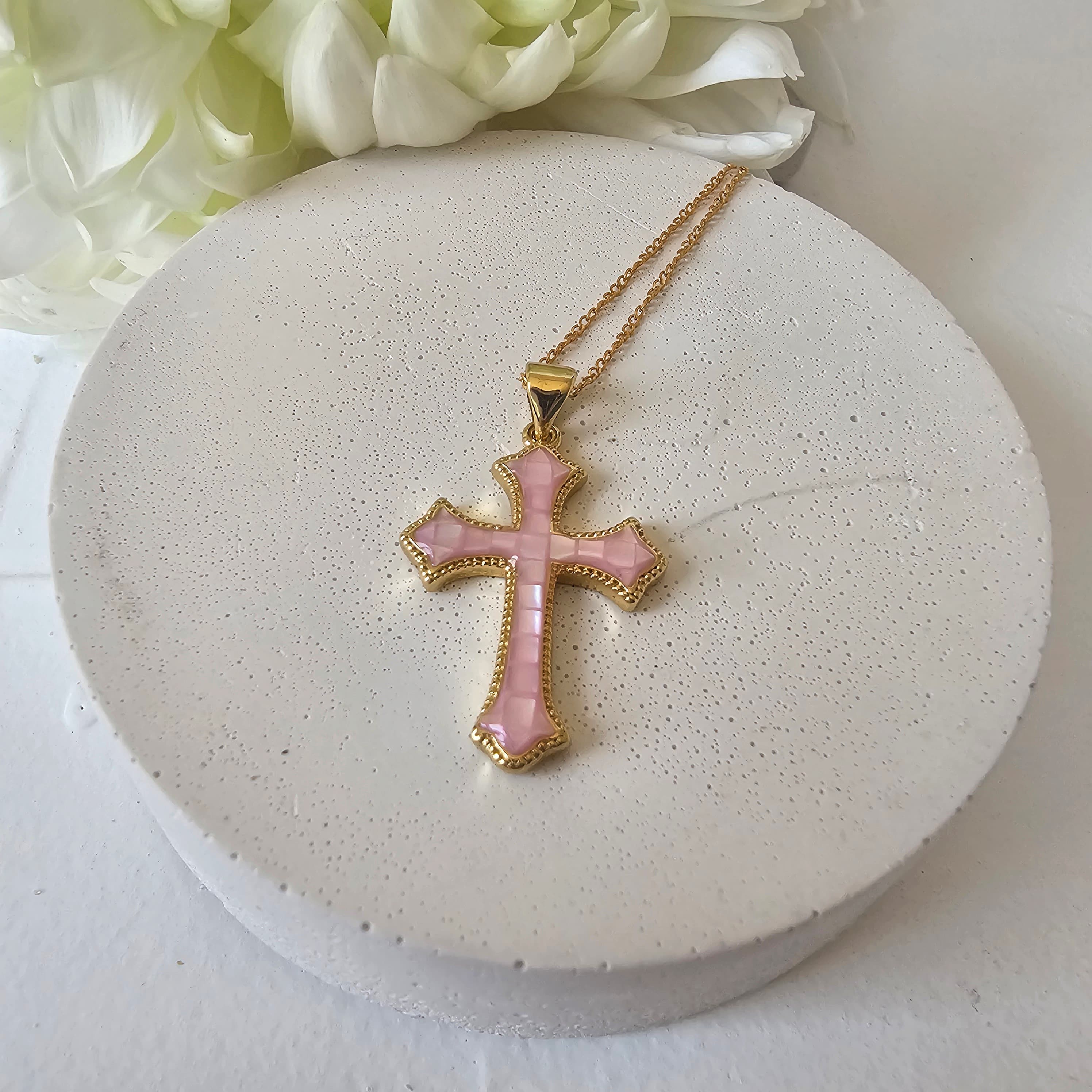 Mother of Pearl Pink necklace in gold filled